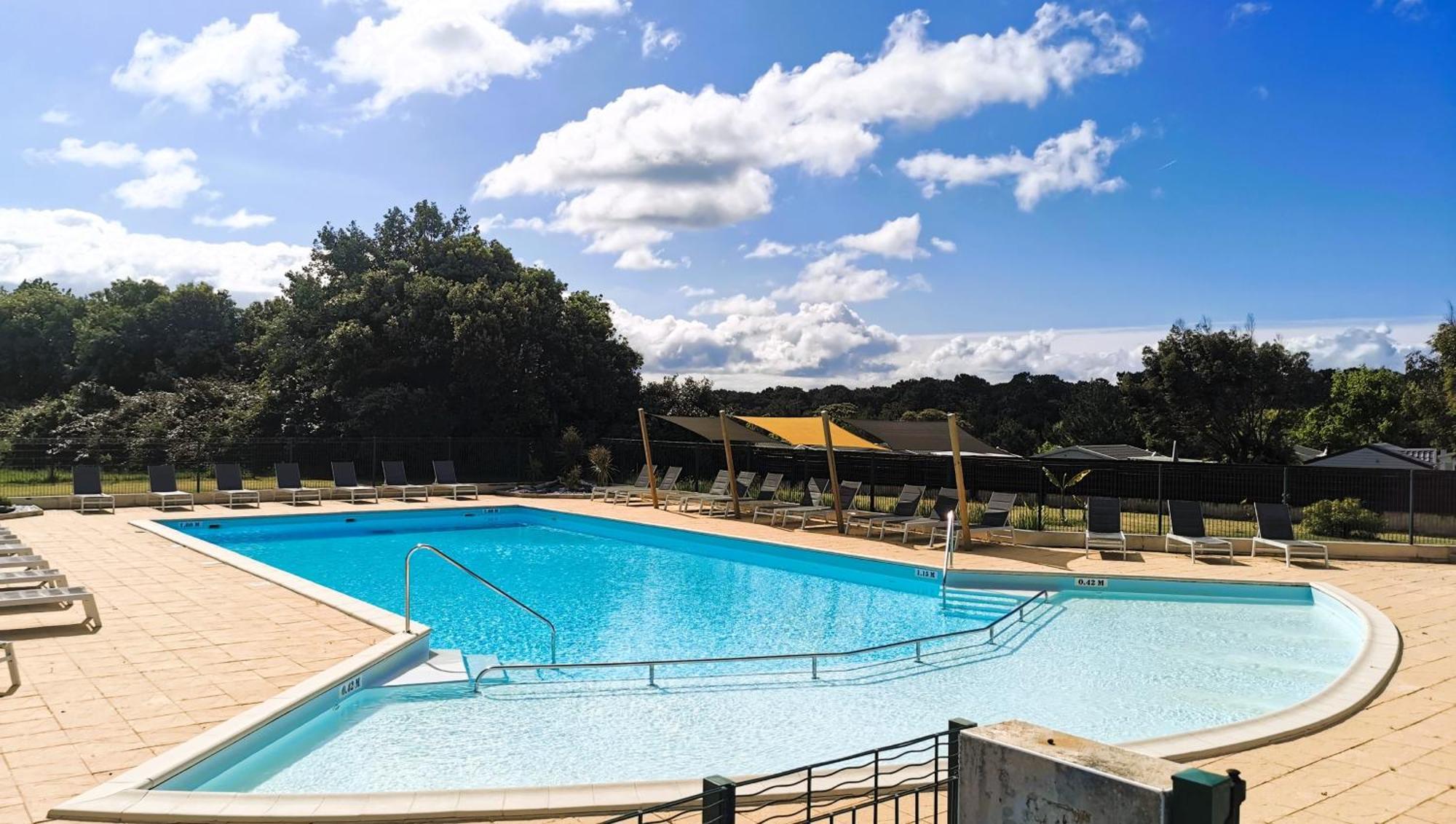 Les Baigneuses - Piscines Chauffees Villa Saint-Hilaire-de-Talmont Bagian luar foto